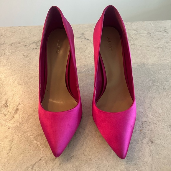 Aldo Shoes - EUC Aldo Women's Pink Pumps